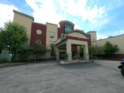 HomeTowne Studios & Suites Washington