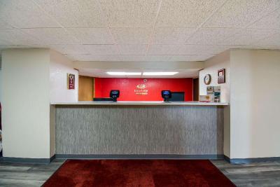 Econo Lodge Duluth Near Miller Hill Mall