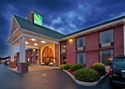 Quality Inn & Suites Somerset Area