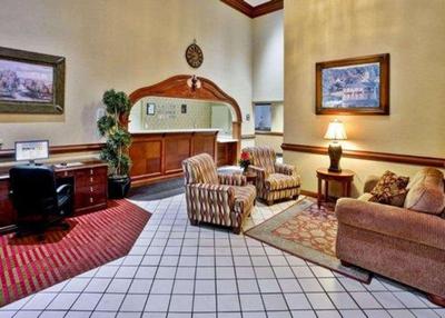Quality Inn & Suites Somerset Area