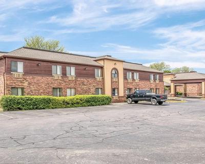 Quality Inn & Suites Holland