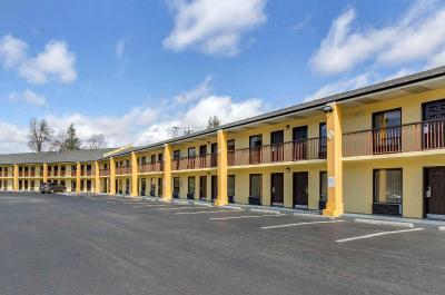Quality Inn Hillsville Area