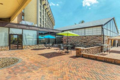 Hilton St. Louis Airport