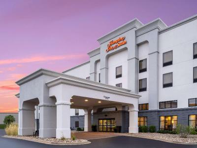 Hampton Inn & Suites Cedar Rapids North 