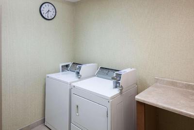 Hampton Inn & Suites Cedar Rapids North 
