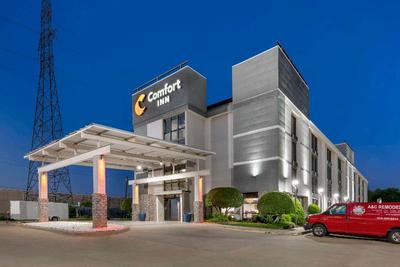 Comfort Inn Dallas North Love Field Airport