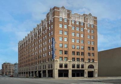 Hampton Inn Indianapolis Downtown Across from Circ