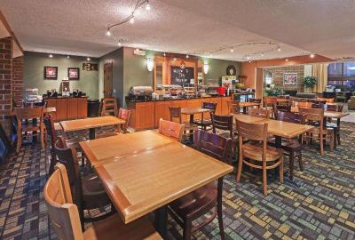Clarion Pointe OKC Airport