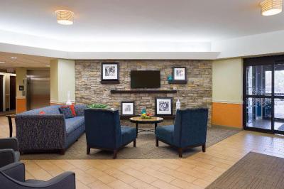 Larkspur Landing Carlisle