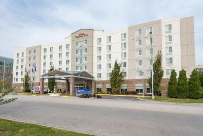 Hilton Garden Inn Kansas City Kansas
