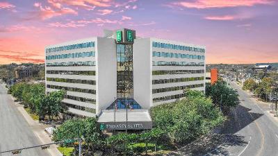 Embassy Suites by Hilton Austin Downtown South Con
