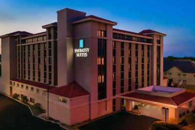 Embassy Suites by Hilton Dallas Park Central Area