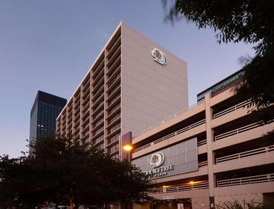 DoubleTree by Hilton Cleveland Downtown - Lakesid