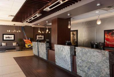 DoubleTree by Hilton Cleveland Downtown - Lakesid