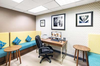 Hampton Inn & Suites Tulsa-Woodland Hills