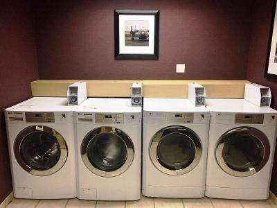Hampton Inn&Suites Chesapeake-Battlefield Blvd 