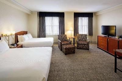 Hilton Cincinnati Netherland Plaza