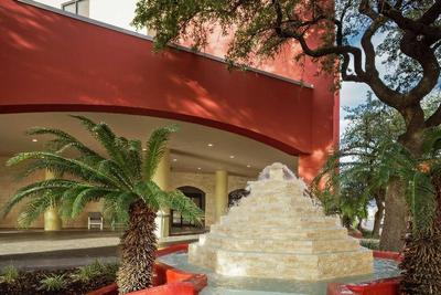 DoubleTree Hotel San Antonio Downtown