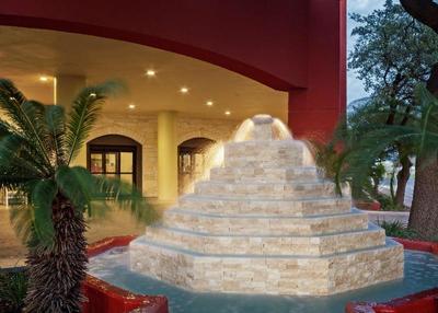 DoubleTree Hotel San Antonio Downtown
