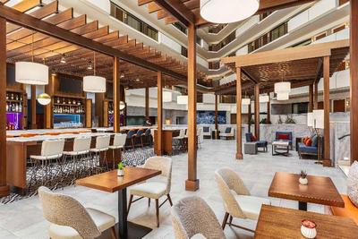 Embassy Suites by Hilton Kansas City Overland Park
