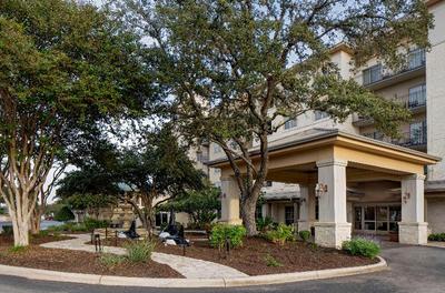 Hilton San Antonio Hill Country Hotel