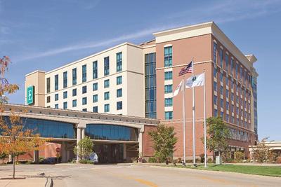 Embassy Suites East Peoria - Hotel&RiverFront
