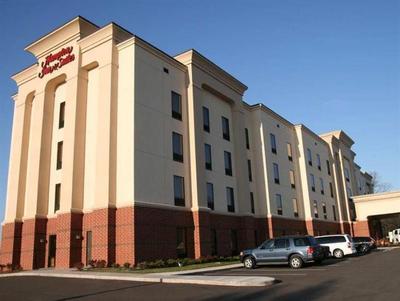 Hampton Inn & Suites-Knoxville/North I-75