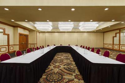 Embassy Suites Winston - Salem