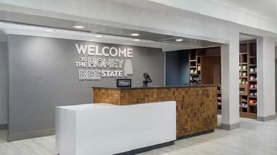 Hampton Inn & Suites Birmingham-Pelham (I-65)