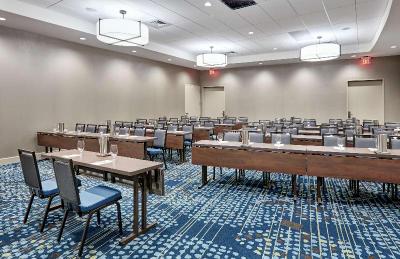 Doubletree by Hilton Charlotte Uptown