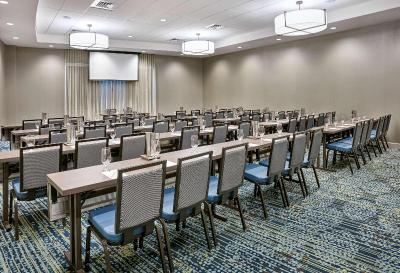 Doubletree by Hilton Charlotte Uptown