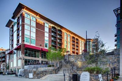 Hampton Inn & Suites Greenville-Downtown-River