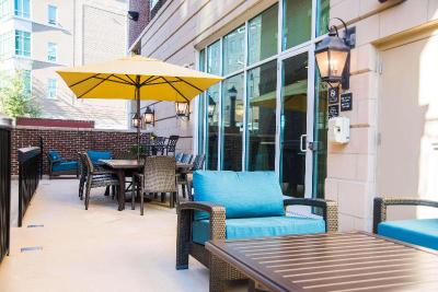 Hampton Inn & Suites Greenville-Downtown-River