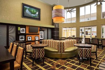 Hampton Inn & Suites Lake City