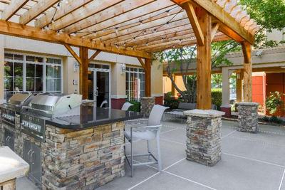 Homewood Suites by Hilton Southwind - Hacks