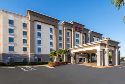 Hampton Inn & Suites Fort Myers-Colonial Blvd.