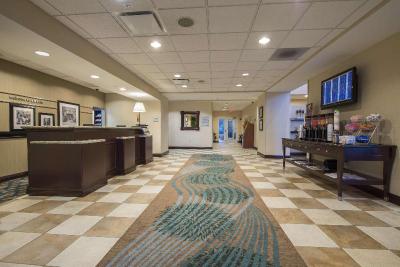 Hampton Inn & Suites Atlanta Airport West/Camp Cre