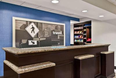 Hampton Inn & Suites Atlanta Airport West/Camp Cre