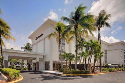 Hampton Inn Naples-Central