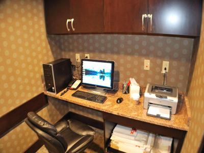 Hampton Inn & Suites Nashville @ Opryland