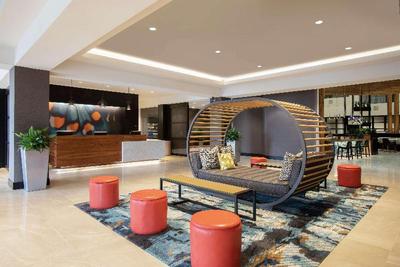 Embassy Suites Orlando - Airport 