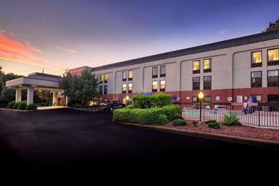 Hampton Inn Raleigh- Garner