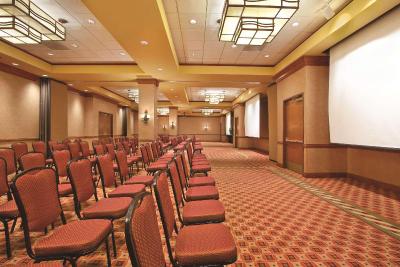 Embassy Suites Hot Springs - Hotel & Spa