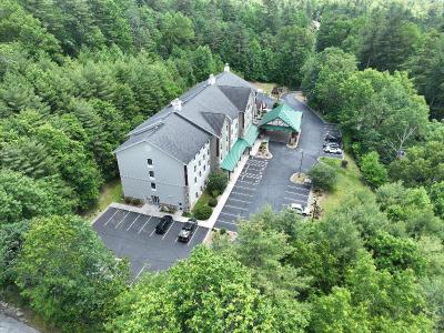 Hampton Inn & Suites Cashiers-Sapphire Valley
