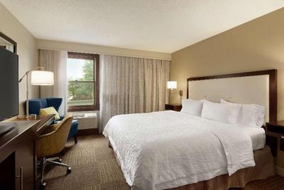 Hampton Inn & Suites Springdale