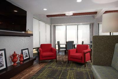 Hampton Inn Atlanta-Cumberland Mall- NW
