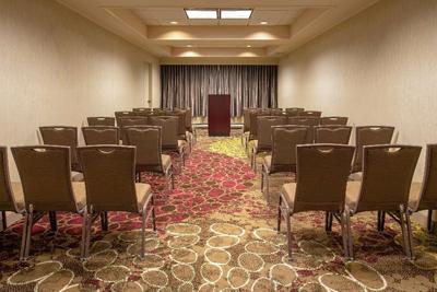 DoubleTree Suites by Hilton Seattle Airport Southc
