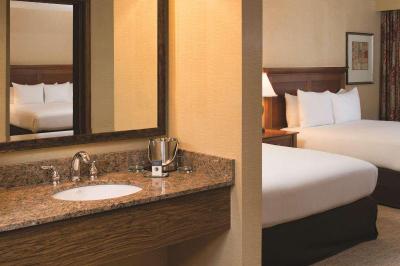 Doubletree Hotel Seattle Airport