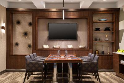 Coast Seattle Downtown Hotel by APA