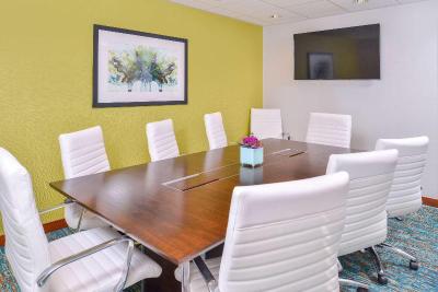 Hampton Inn Seattle-Airport